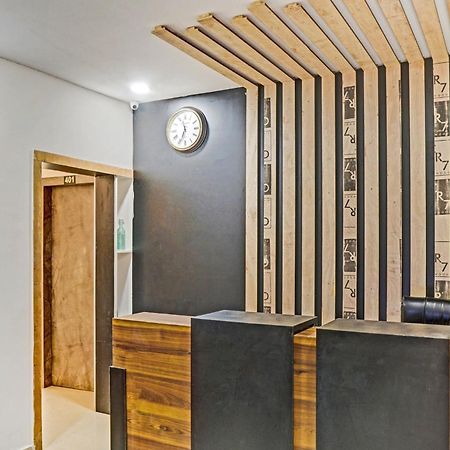 Collection O Sigma Inn Σουράτ Εξωτερικό φωτογραφία